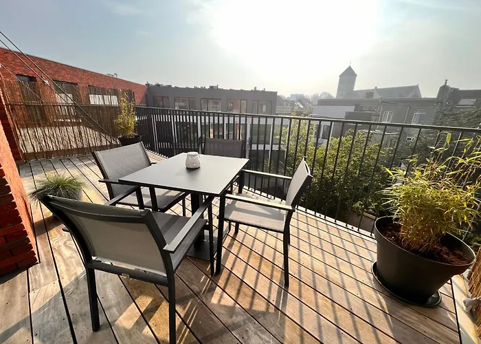 Casa Matti - Modern With Garden View And Terrace شقة